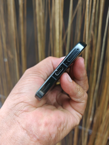 Xiaomi 13 12g/256g_CH(វៃដូរបាន)👉$195