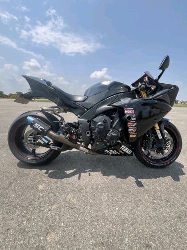 Yamaha R1 2009