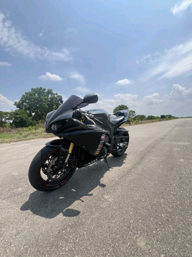 Yamaha R1 2009
