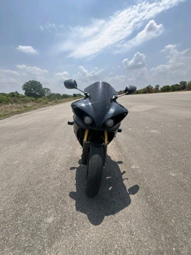 Yamaha R1 2009