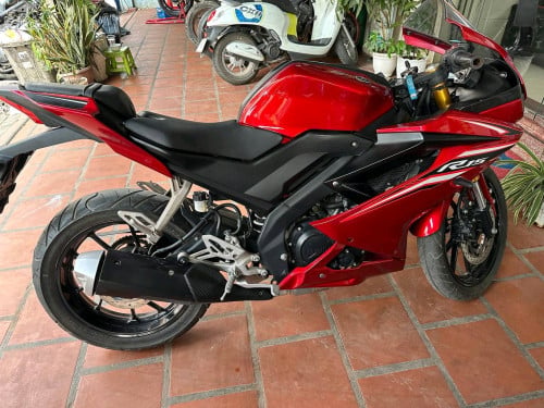 YamahaR15v3