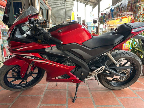 YamahaR15v3