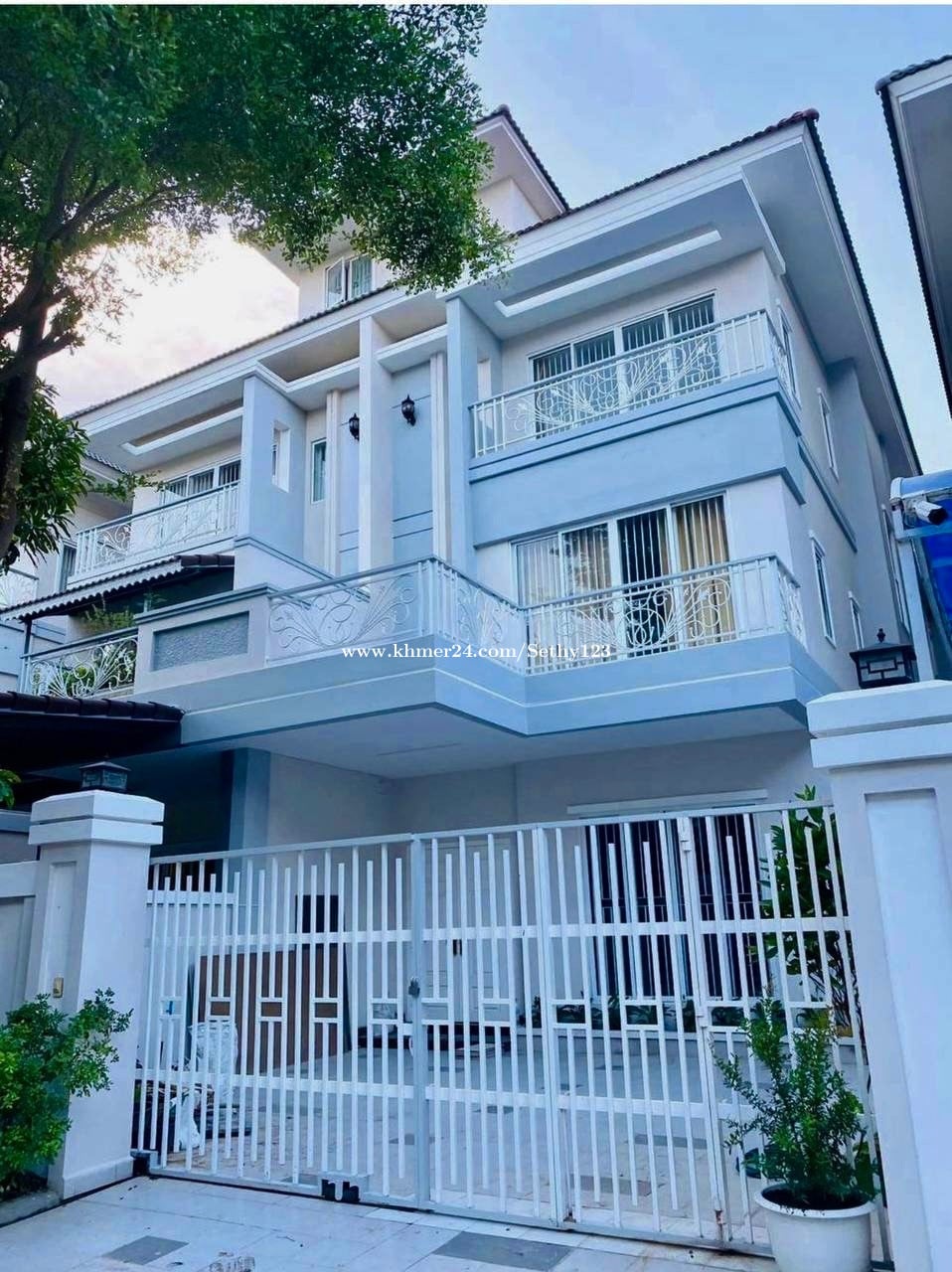 វីទ្បាភ្លោះសំរាប់ជួល/Twin villa for rent