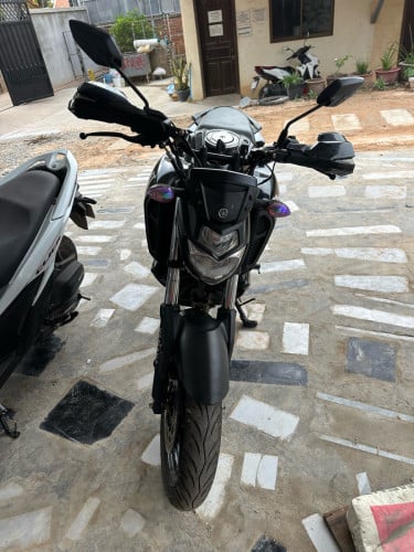លក់បន្ទាន់លុយ