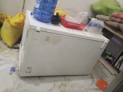 ទូទឹកកក(កក)