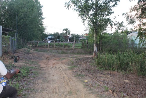 ដីលក់