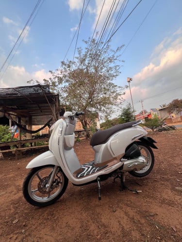 លក់ ម៉ូតូរៀបចំហេីយស្អាតជិះស្រួល មានពន្ធត្រឹមត្រូវ