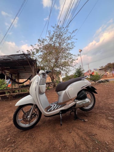 លក់ ម៉ូតូរៀបចំហេីយស្អាតជិះស្រួល មានពន្ធត្រឹមត្រូវ