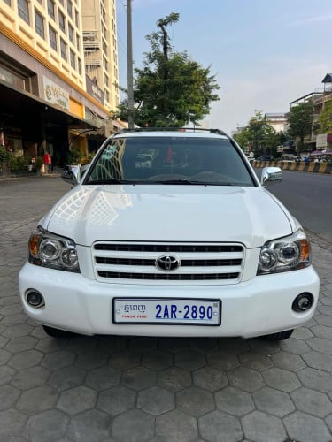 លក់ ឆ្នាំ ០២ ម៉ាស៊ីន៤ ឡានស្អាត ឯកសារគ្រប់