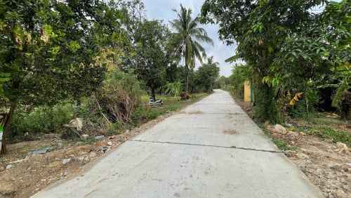 ដីលក់បន្ទាន់ នៅក្រុងតាខ្មៅឭៅ
