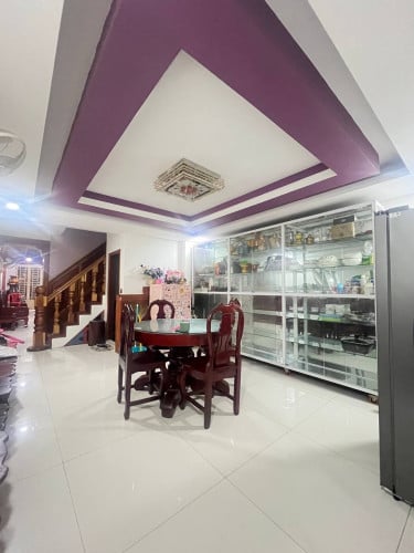ផ្ទះលក់បន្ទាន់