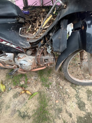 ម៉ូតូ អត់លីអូ