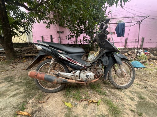 ម៉ូតូ អត់លីអូ