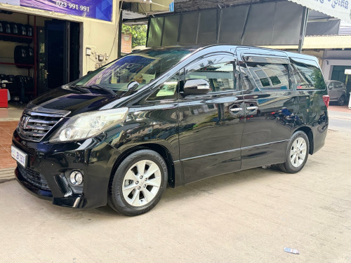 ឡានលក់ឆ្នាំ012