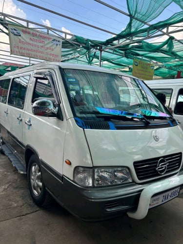 ឡានស្អាតៗឆ្នាំ 2000
