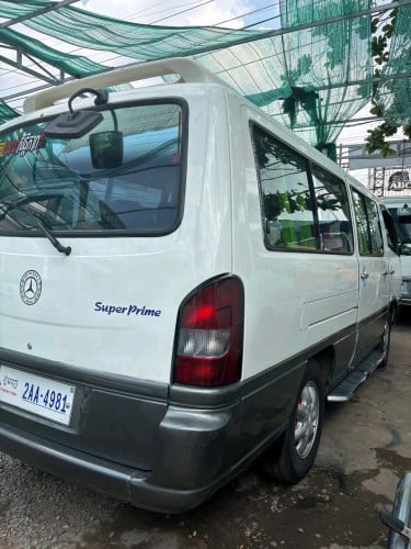 ឡានស្អាតៗឆ្នាំ 2000