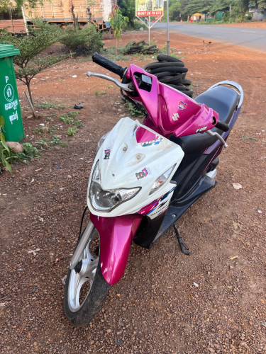 លក់ ម៉ាសុីនអេមតាន់ ស្ទុះ មានពន្ធ 650ចចា