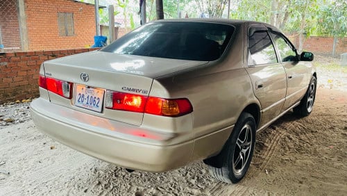 លក់ Camry ឆ្លាម ឆ្នាំ99 កៅអីចុច