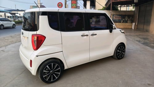 ឡានលក់kai Ray015