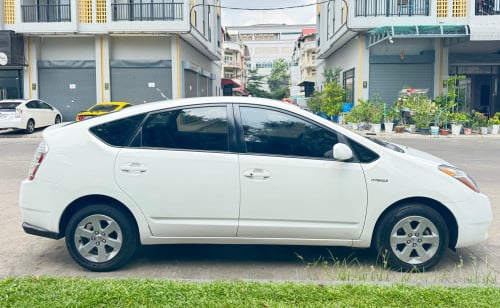មហាថ្មី Prius ឆ្នាំ06 H Full ឡានថ្មីខ្លាំង