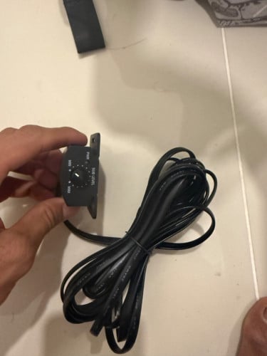 ដុំសារ៉េសម្លេងសាប់​ sub woofer remote