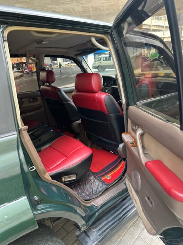លក់Toyota landcruiser