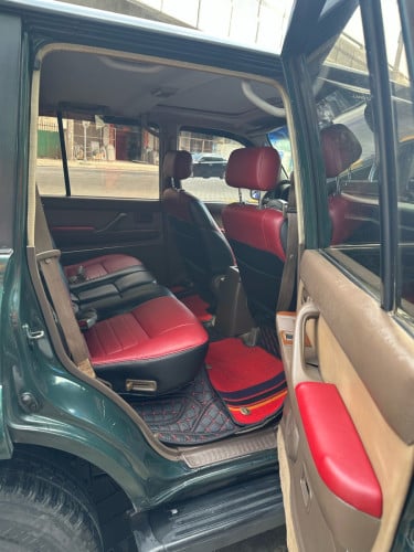 លក់Toyota landcruiser