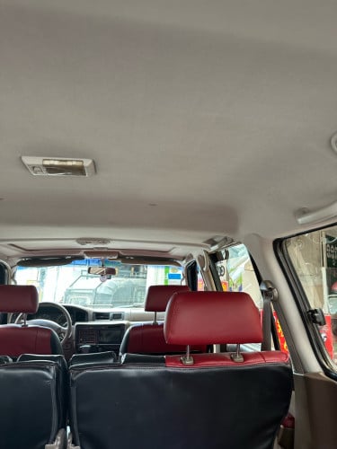 លក់Toyota landcruiser