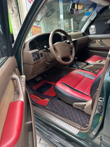 លក់Toyota landcruiser