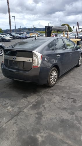 ✅Toyota Prius 012 Advanced Plug ln Option 5 សុីនម៉ាជុំ😘