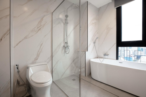 ๐ LUXURY PENTHOUSE FOR RENT โ BKK1 โจ