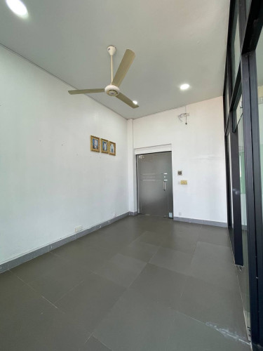 ๐ข OFFICE SPACE FOR RENT โ 6TH FLOOR