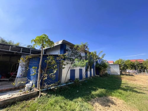 ๐ฆWare house Available for Urgent Sale at a Special Price (Negotiable).