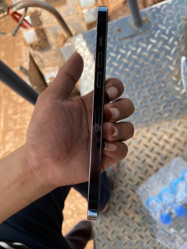 iPhone 12pro max 256g លក់ប្រញ៉ាប់🤙 !!