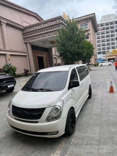 Van Rental with Driver in Sihanoukville