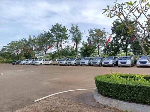 Van Rental with Driver in Sihanoukville