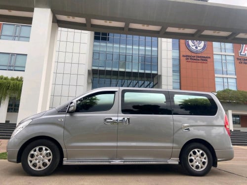 Van Rental with Driver in Sihanoukville