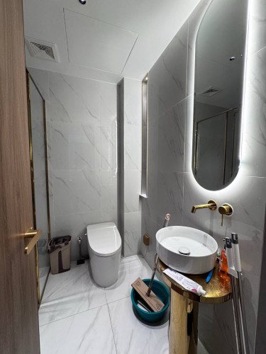 2 Bedroom corner for Rent (Vue Aston ) 850$
