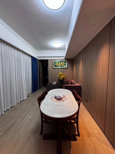 2 Bedroom corner for Rent (Vue Aston ) 850$