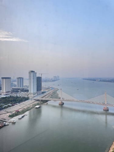 2 Bedroom corner for Rent (Vue Aston ) 850$