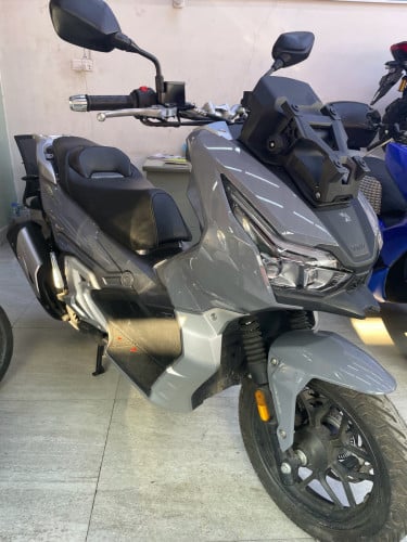 ADV24=1980$
