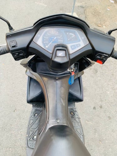 AIRBLADE (450$) Japan 2010 109cc have id card