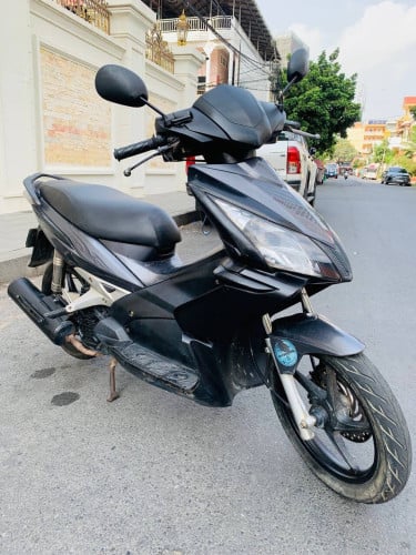 AIRBLADE (450$) Japan 2010 109cc have id card