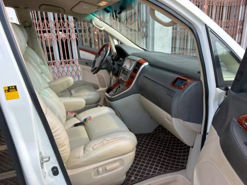 Alphard 2004  (V6) For selll