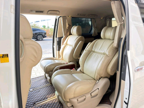 Alphard 2004  (V6) For selll