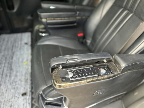 Alphard 2010 Up 2017 Full បេីកដំបូល កៅឣីម៉ាស្សារ ហ្គាសហេីយ