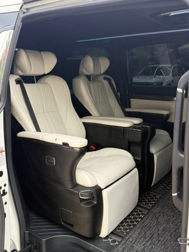 Alphard 2019 V4 សាំងសុទ្ធ Full កៅអីធំ