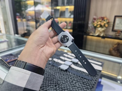 Apple watch se3 ថ្មី 229$