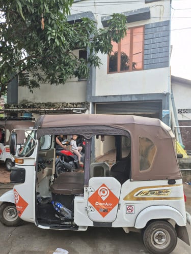 Bajaj RE 2025 ១ទឹកស្អាត 99% គីឡូតិច តម្លៃ 2950 ចរចា