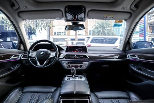 BMW 740Li ឆ្នាំ 2020